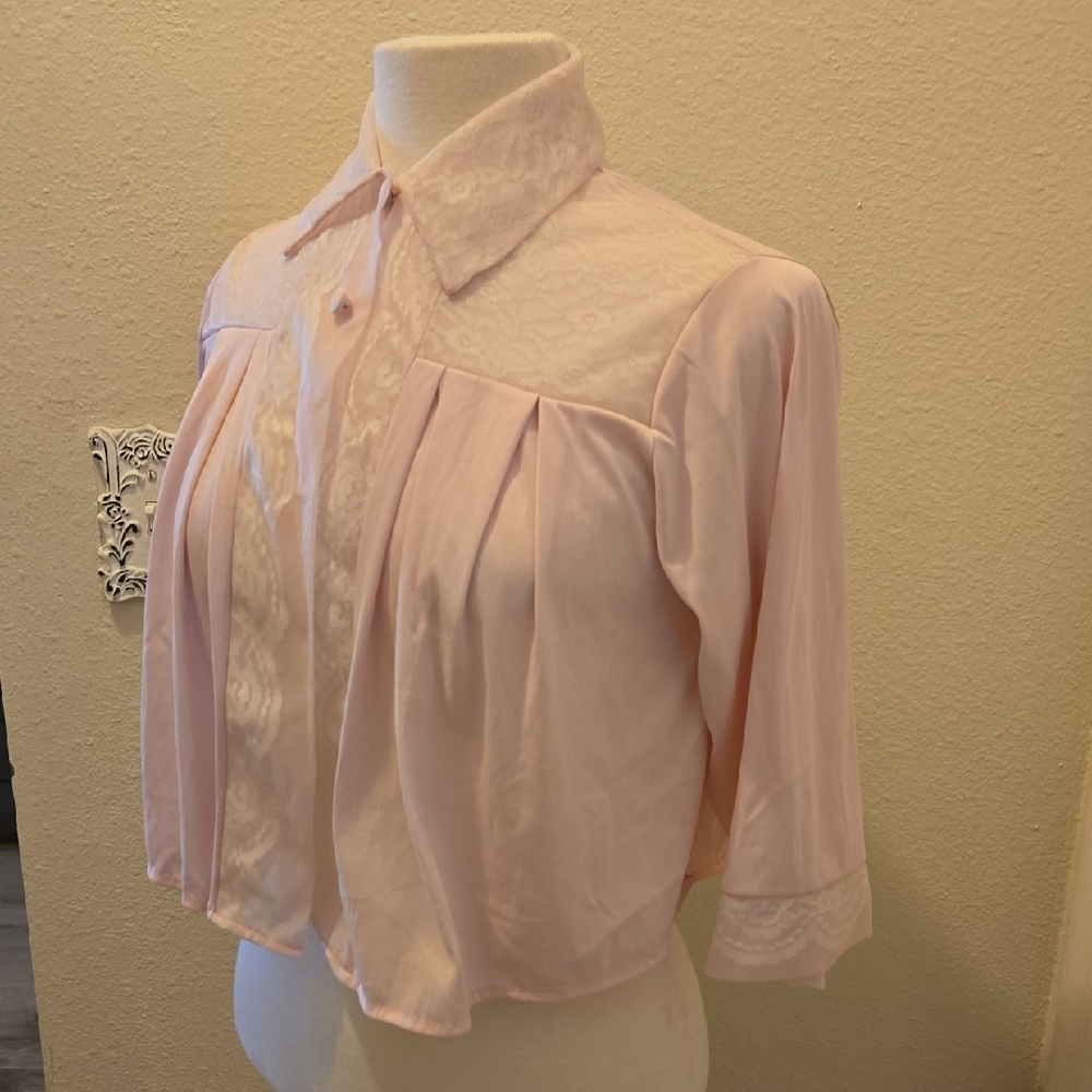 Blush Pink Women's Vintage Bed jacket